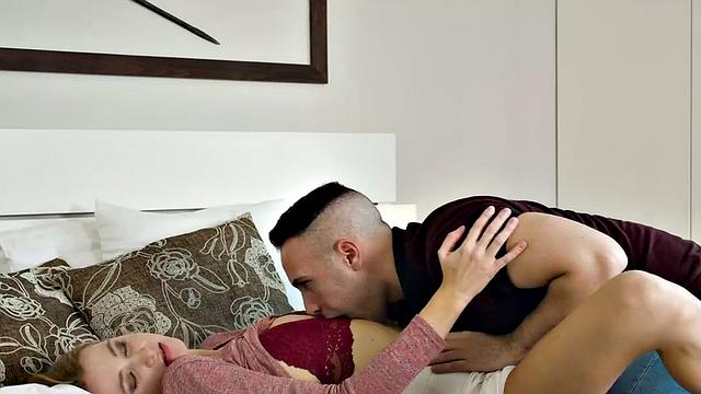 Seduced 21yo smashed by big dick in wet pussy