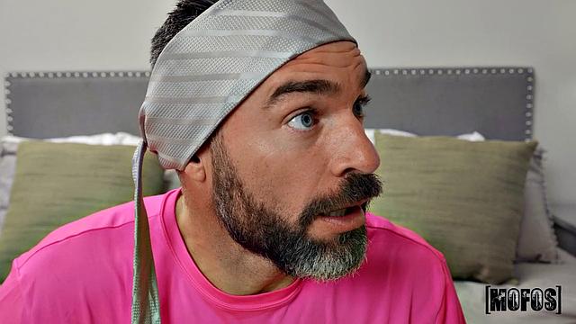 Jiggling Juggs & Booty