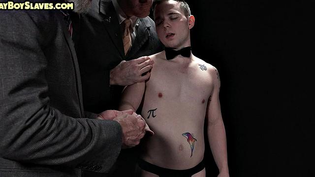 Voyeur DILF watches sub 3some fucked by powerful matures