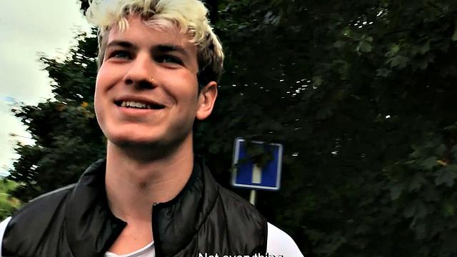 Amateur Euro stud pounded for cash after deepthroat