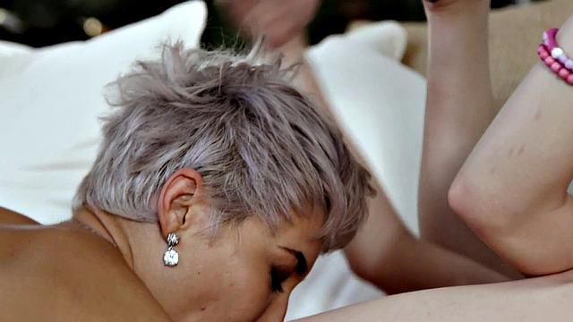 Dyke babes enjoy eating wet pussies while fingering