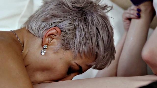 Dyke babes enjoy eating wet pussies while fingering