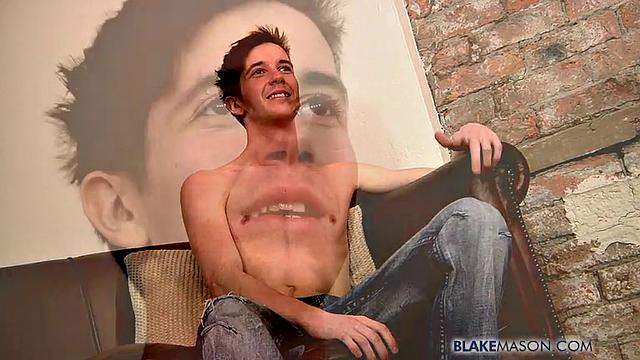 Cute Twink Jeremy Jerks Off - Jeremy Chris