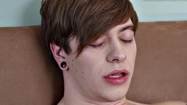 Amateur teases his body and masturbates for cumshot