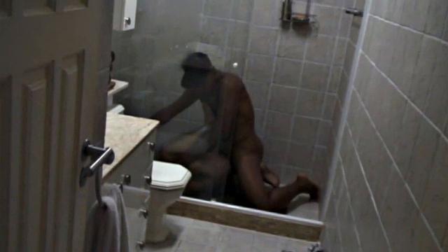 Francisco Macedo walking on the street and spotting Riu Melo gives no indication of what is to come. When you see Riu being dragged down the hall, you'll know that you have wandered into a sexy fantasy world.