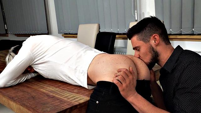 Gay stud fucks bottom in asshole in doggystyle