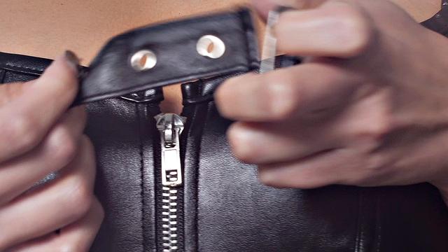 Threesome with the sexy and kinky Chloe Amour