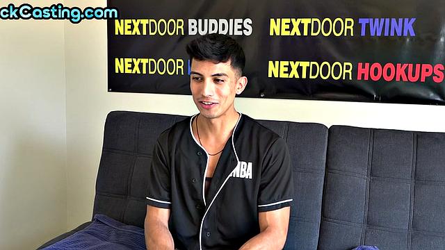 Real solo stud with abs jerkscock till cumshot on casting