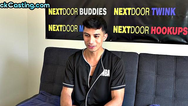 Real solo stud with abs jerkscock till cumshot on casting