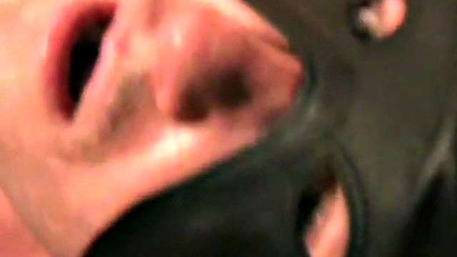 замаскированный немецкий пассив раздается на голо в гэнгбанге