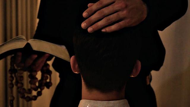 ALTAR BOY NOAH - Devotionals