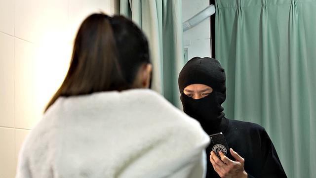 Idol Minnie Blackmailed By Her Manager