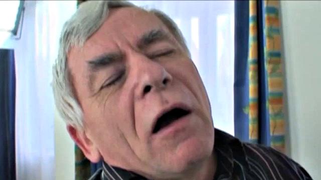 Maid teen sucks, then fucks grandpa