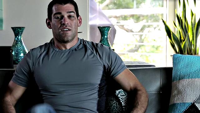 Showering amateur jerks off his long spear for jizz