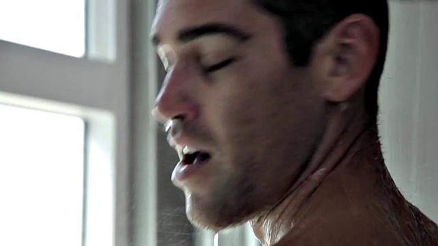 Showering amateur jerks off his long spear for jizz