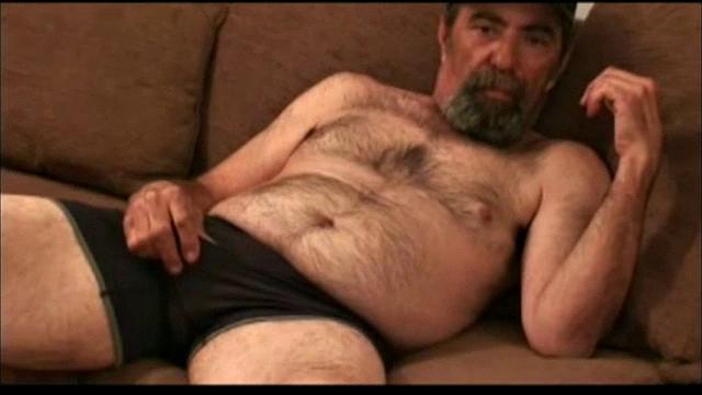 I like this ragged little guy, as he reminds me a lot of my old friend Henry Smith. He's 54 years old, 5' 8" and 165 pounds. He made his living as a printer, until the computer age put most of them out of business.