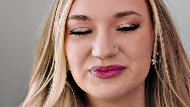 Cockhungry babe pounded in doggystyle begging for cum