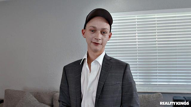 Джими Коллинз впервые на RK: селфи с сиськами Ашлин Пикс и сразу в топ!