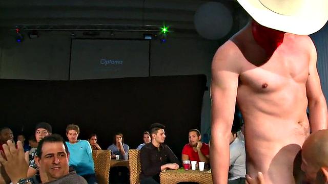 Real male stripper sucked by strangers at party