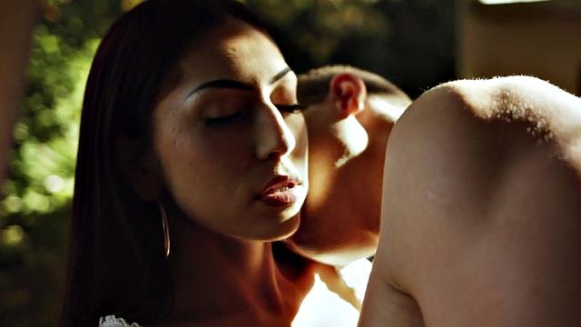 21yo petite girl fucked by hard fucker in wet pussy