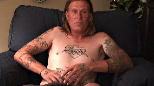 What an interesting and intelligent young man! Raised in Berkeley, California by liberal parents who were both educators, he is a free spirit! Corey is 37 years old, 5' 11", and 170 pounds, and makes his living as a carpenter.