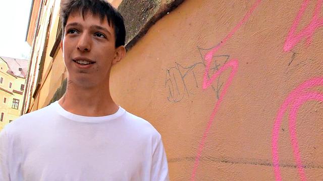 Str8 Euro amateur gets assfucked before stroking cock in POV