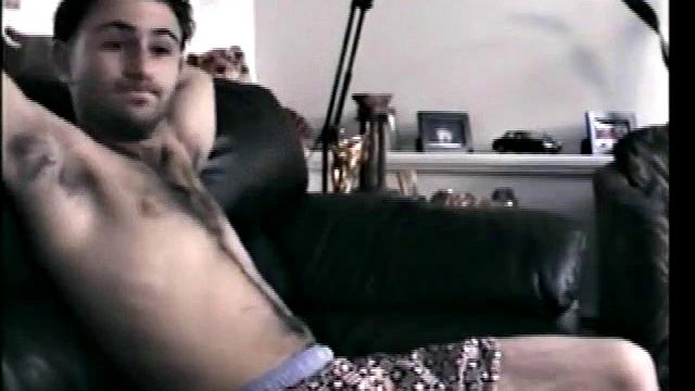 Straight Guy Paulie Gets Head