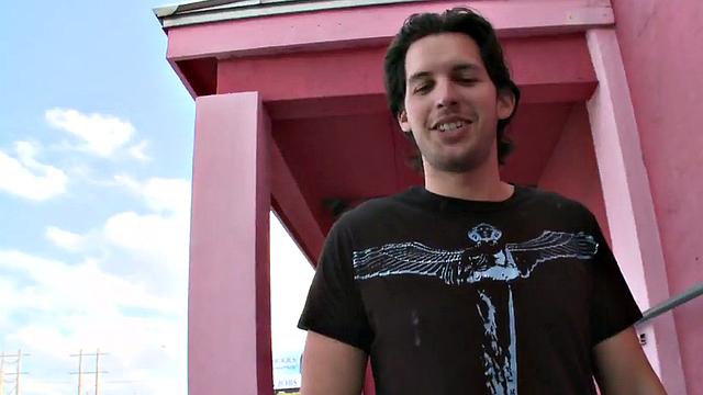 Baited guy enjoys gay gloryhole