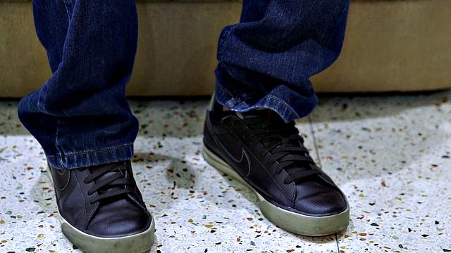 She's Cute, She's Freaky, Kendra