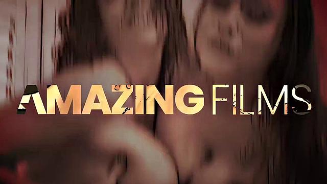 Кармела скачет на члене, трясёт сочной латинской жопой