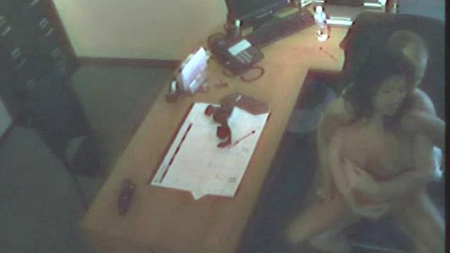 Girlfriend gets pounded and licked