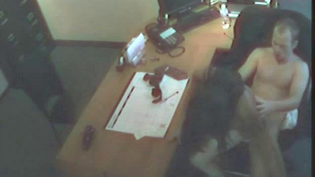 Girlfriend gets pounded and licked