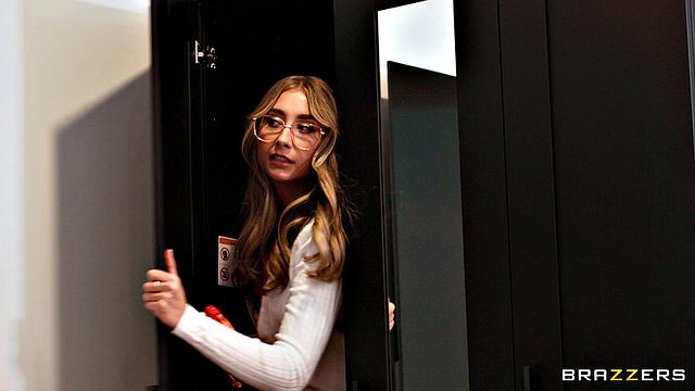 Nerdy Nympho Gets Her Fix