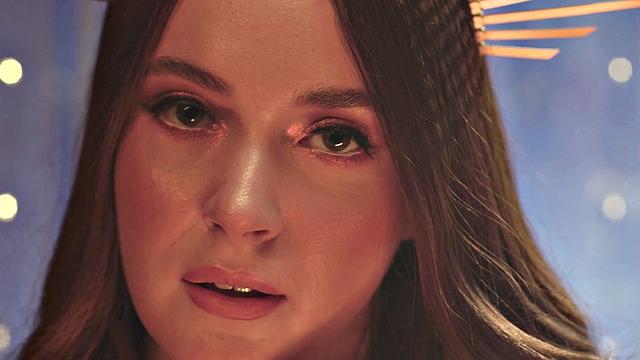 TRANSFIXED - Astral Goddesses Tori Easton & Hazel Moore Share Their Love During Eclipse