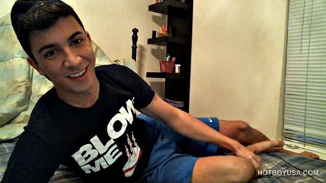 Latin Alexio Strokes Cock