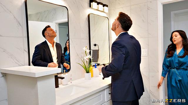 My Crazy Cosplay Girlfriend