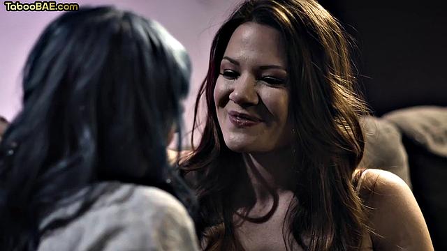 Stunning milf pussyeating sexy bae