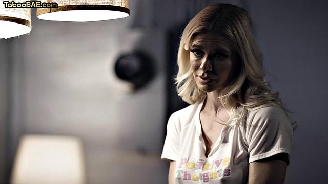 Stunning milf pussyeating sexy bae