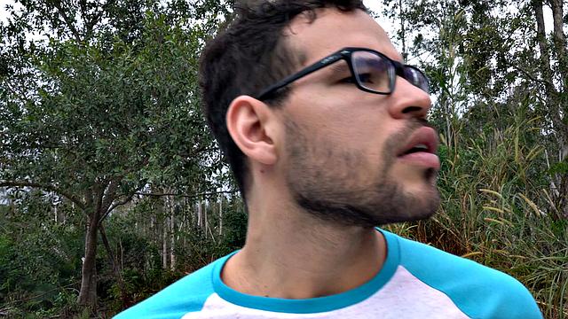 angel ventura решил попросить помощи - получил крепкую порку