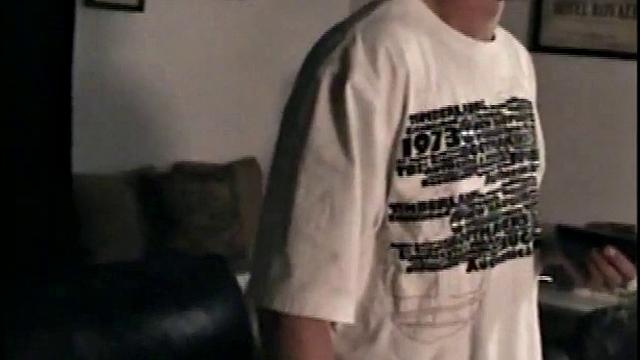 Маршалл клянется, что натурал, но хуй сосёт с интересом