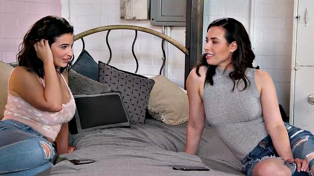 Squirting beauty seduced by bae before eating her pussy