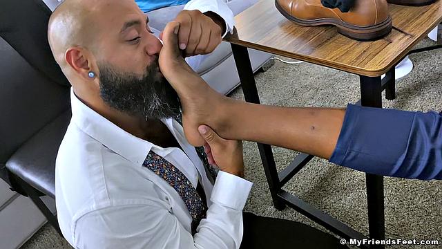 August Gets Worshiped By His New Boss - August