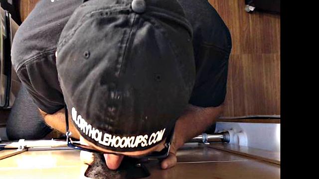 Chocolate Gloryhole Delight