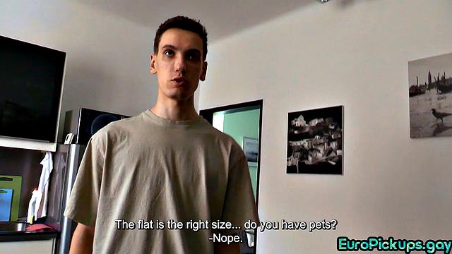 Pulled stud gives stunning blowjob