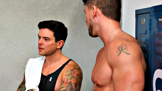 Inked gym stud barebacks hunky on bench press