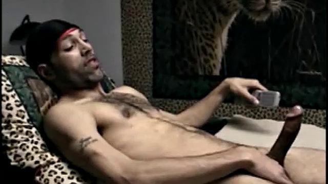 Enrique Wants Quickie