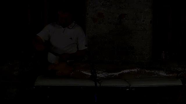 Связали и довели до оргазма - Люк Десмонд и Себастьян Кейн