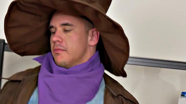 Watch as amateur in uniform tattoos & barebacks tiny cock at the office