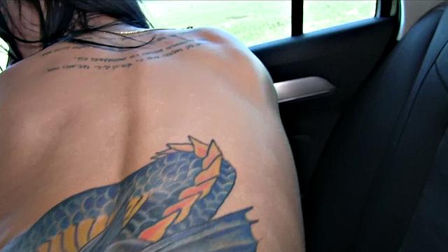 Public view of sexy sweet ass in doggystyle & handjob action