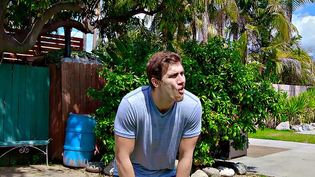 Tiny Play Pussy Time